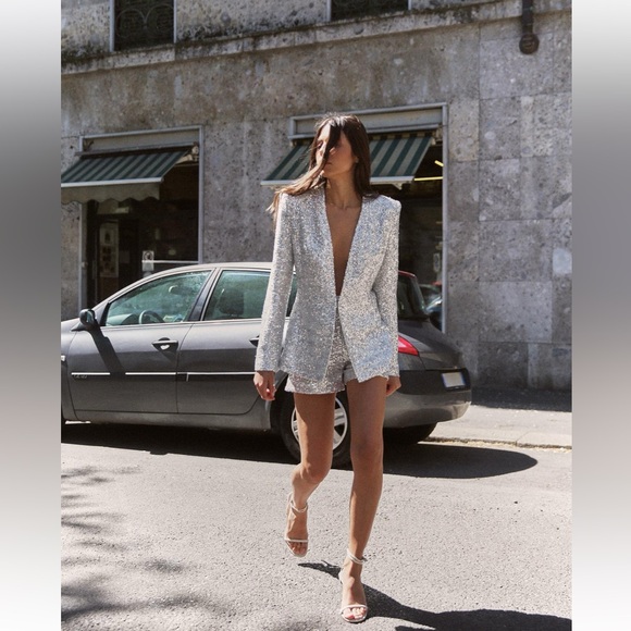 Zara Pants - ZARA SEQUIN HIGH WAISTED SHORTS